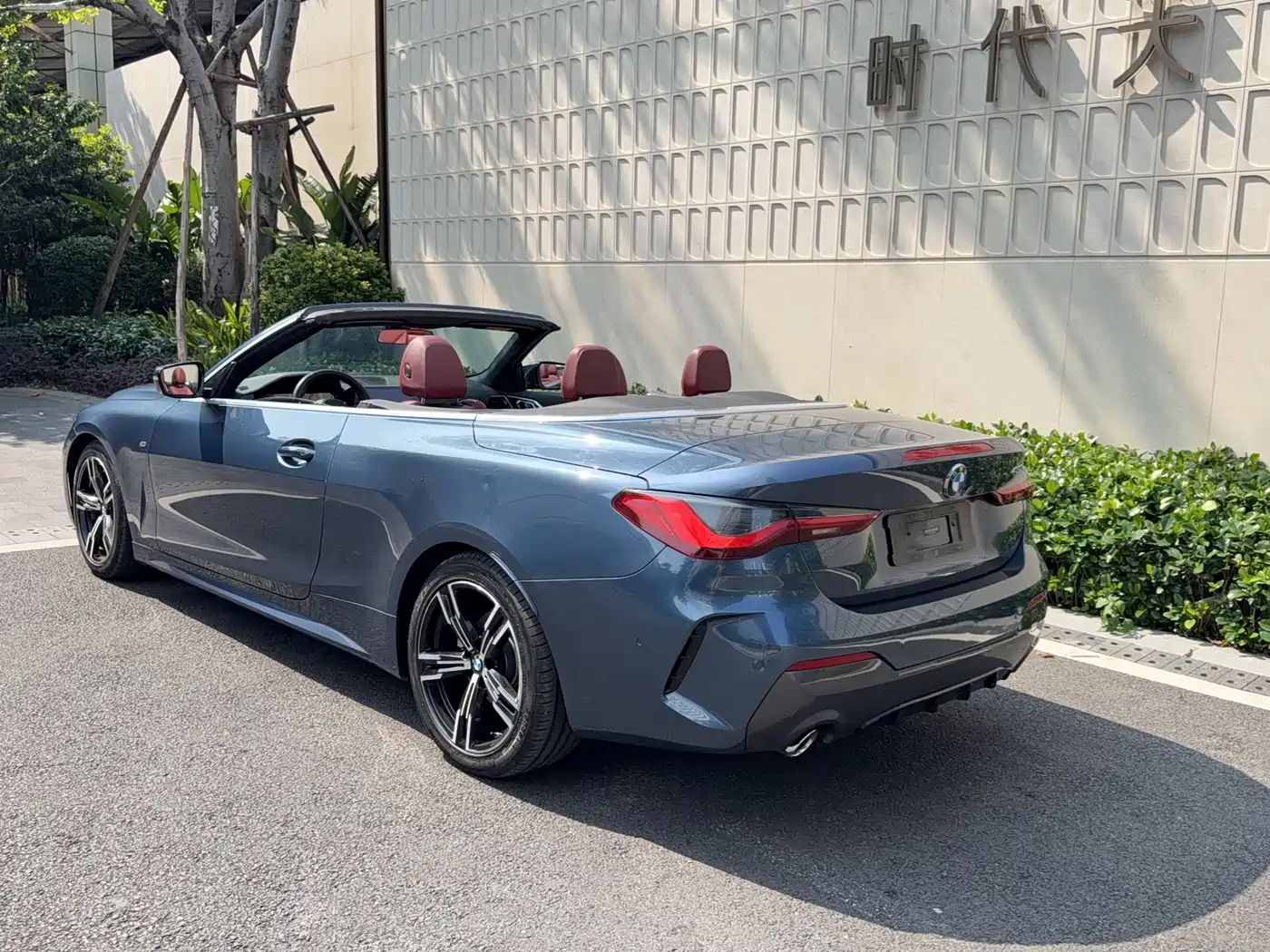 BMW 4 Series 2022 425i Convertible M Sport Package фото 3