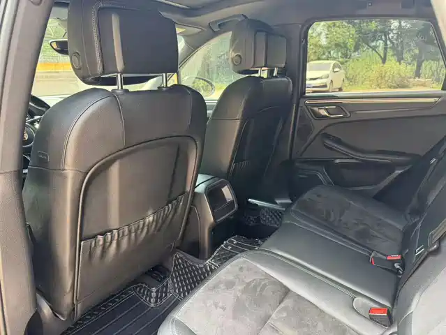 Porsche Macan 2014 Macan 2.0T — фото 5