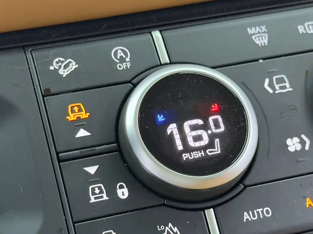 Land Rover Defender 2026 2024 90 3.0T P400 HSE