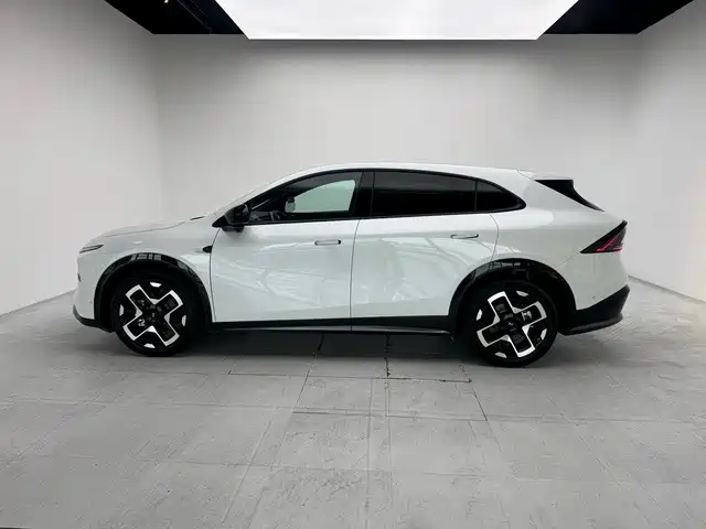 Photo 3 - XPeng G7