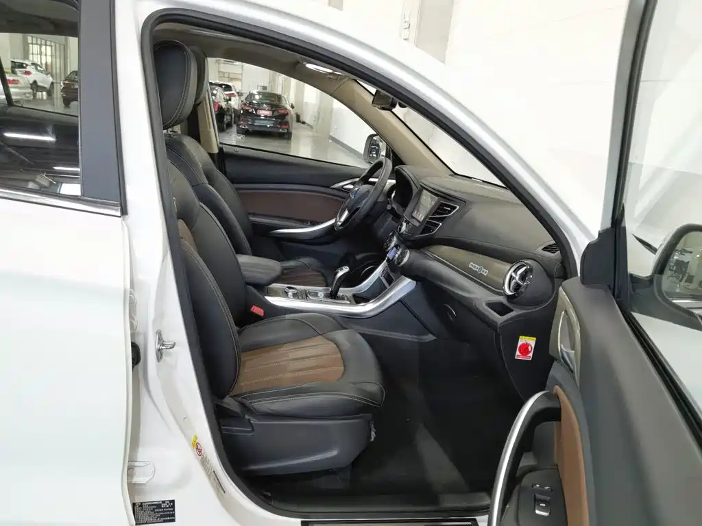 BYD Song New Energy 2018 2017 Song DM 1.5TID Full-time 4WD Luxury