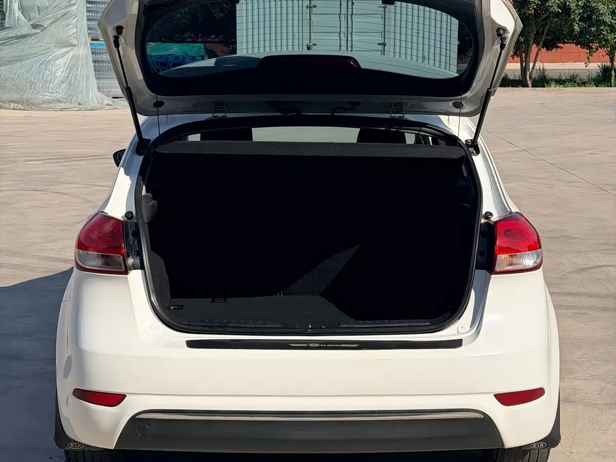 Kia K3S 2015 2014 1.6L Manual GL
