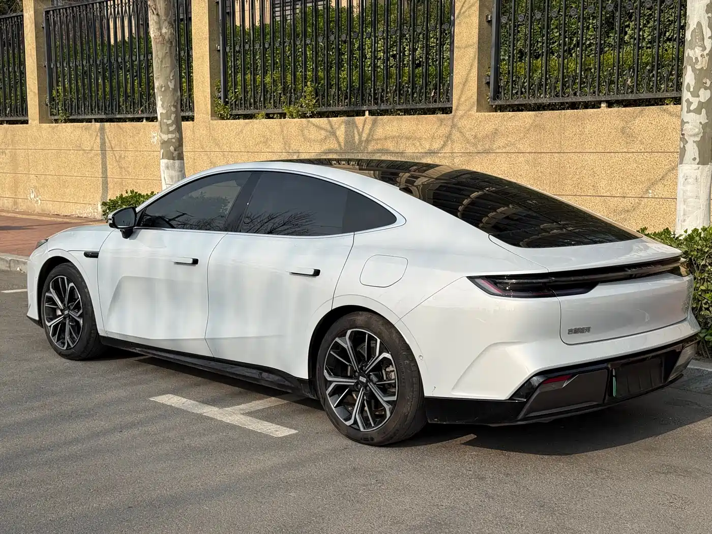 2025 Geely Galaxy Galaxy E8