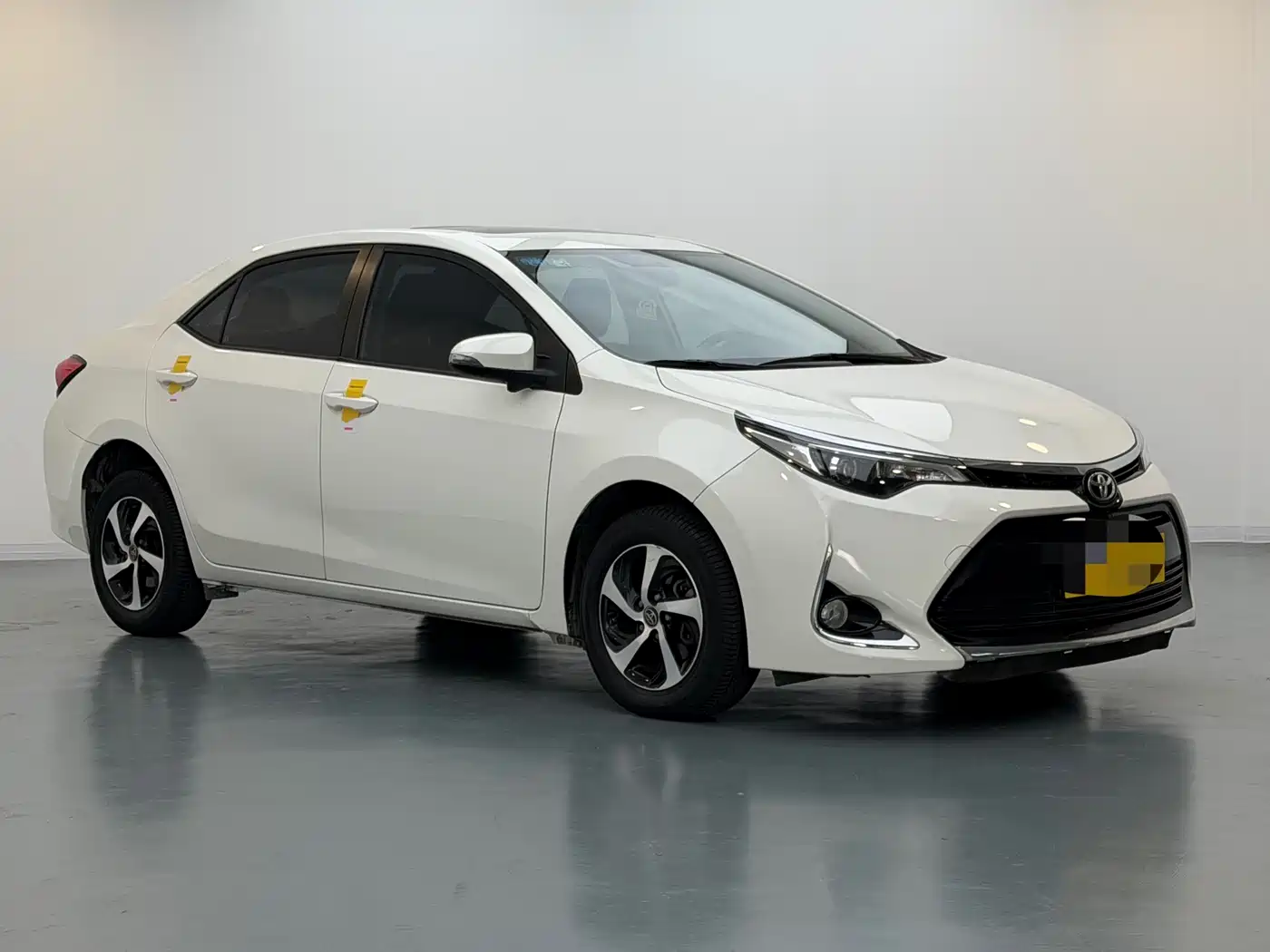 Toyota Levin 2017 Facelift 185T CVT Elite (China V) фото 3