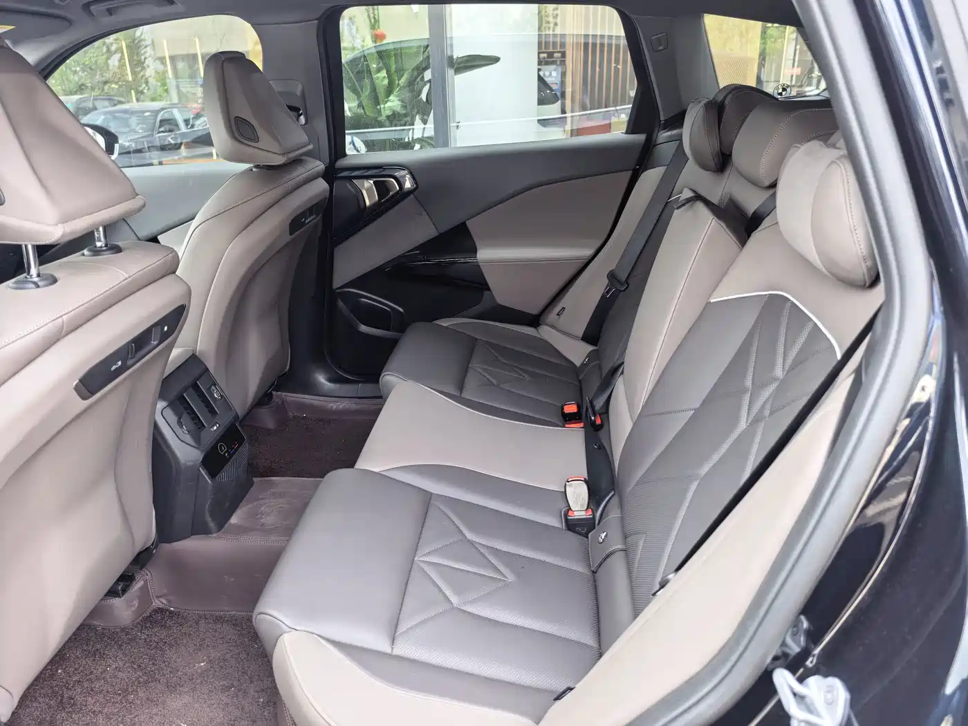 BMW X3 2025 Facelift xDrive25L Luxury Package фото 5