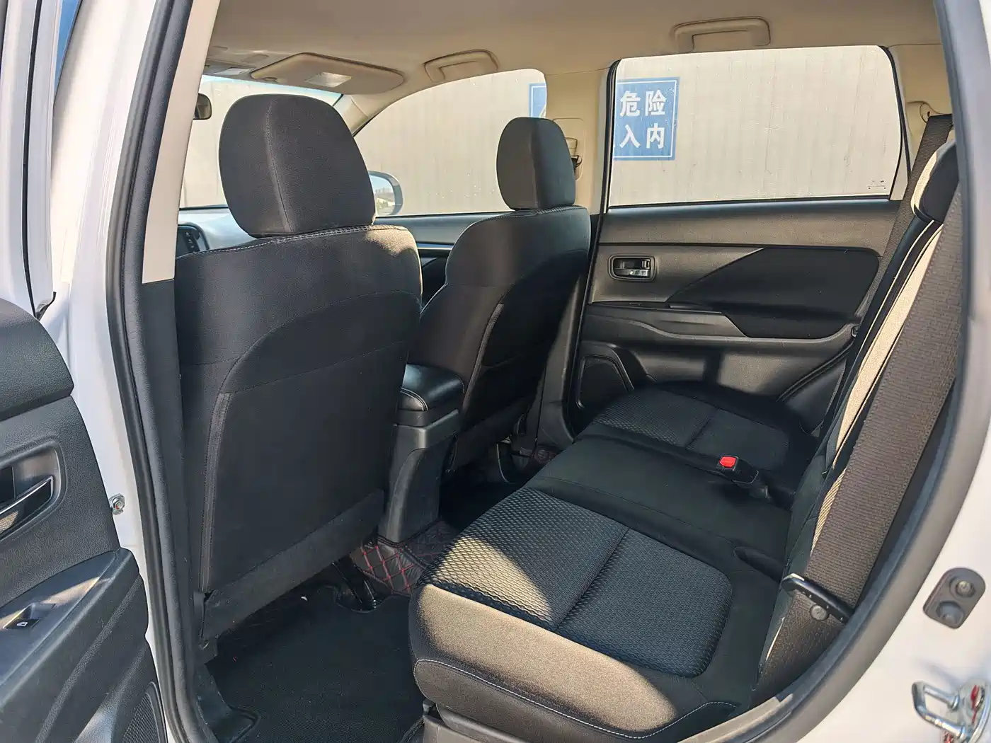 Mitsubishi Outlander 2023 2021 Facelift 2.0L 2WD Comfort Edition 5-Seater