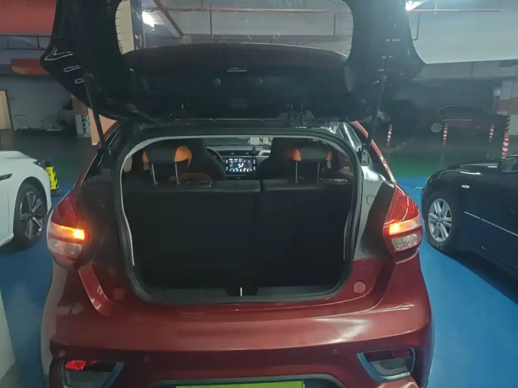 Geely Yuanjing X1 2018 2017 1.3L Auto Player Edition