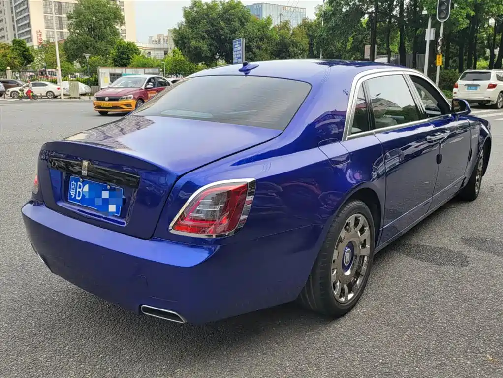 Rolls-Royce Ghost 2014 6.6T Extended Edition фото 4
