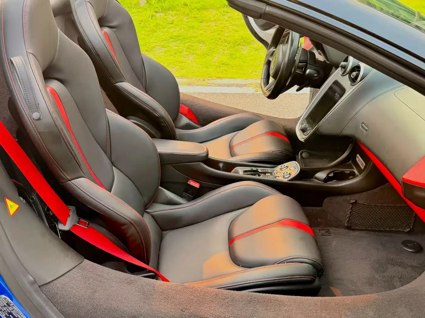 McLaren 570 2019 570S 3.8T Spider фото 12