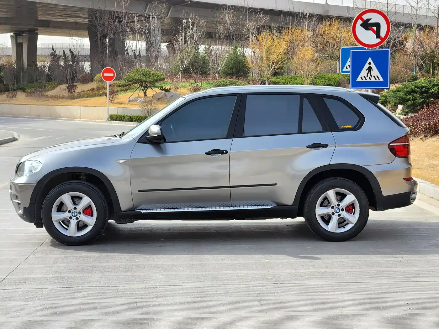 BMW X5 (Import) 2011 xDrive35i Premium фото 2