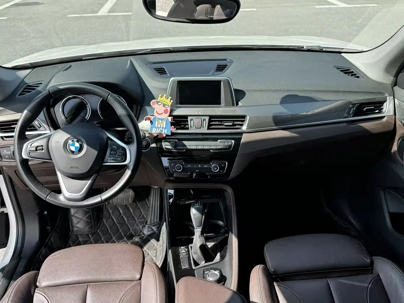 BMW X1 2019 sDrive18Li Premium Model фото 10