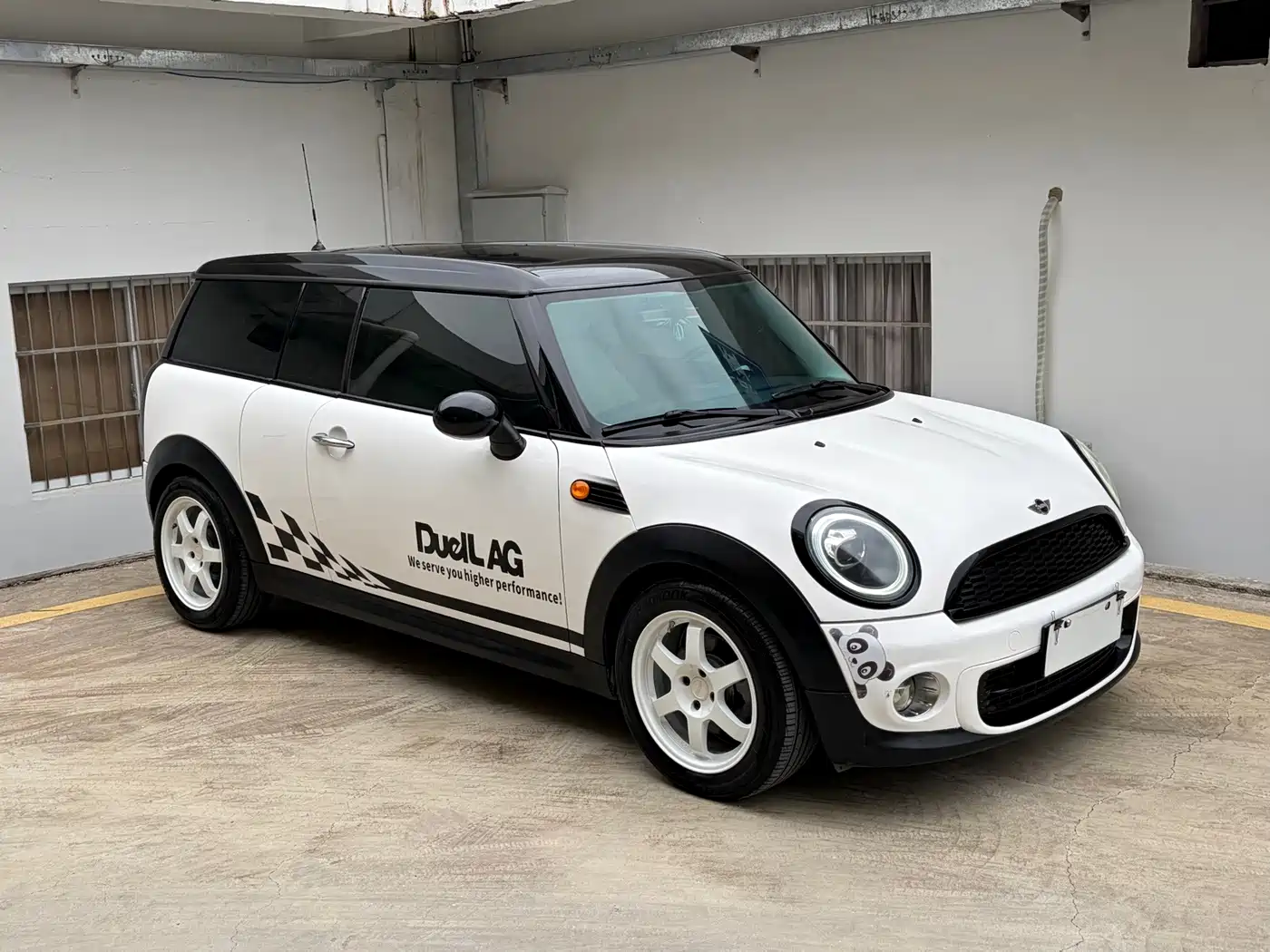 MINI CLUBMAN 2010 2010 1.6L COOPER Cheer