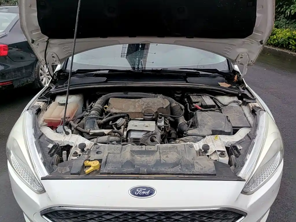 Фото 20 - Ford Focus
