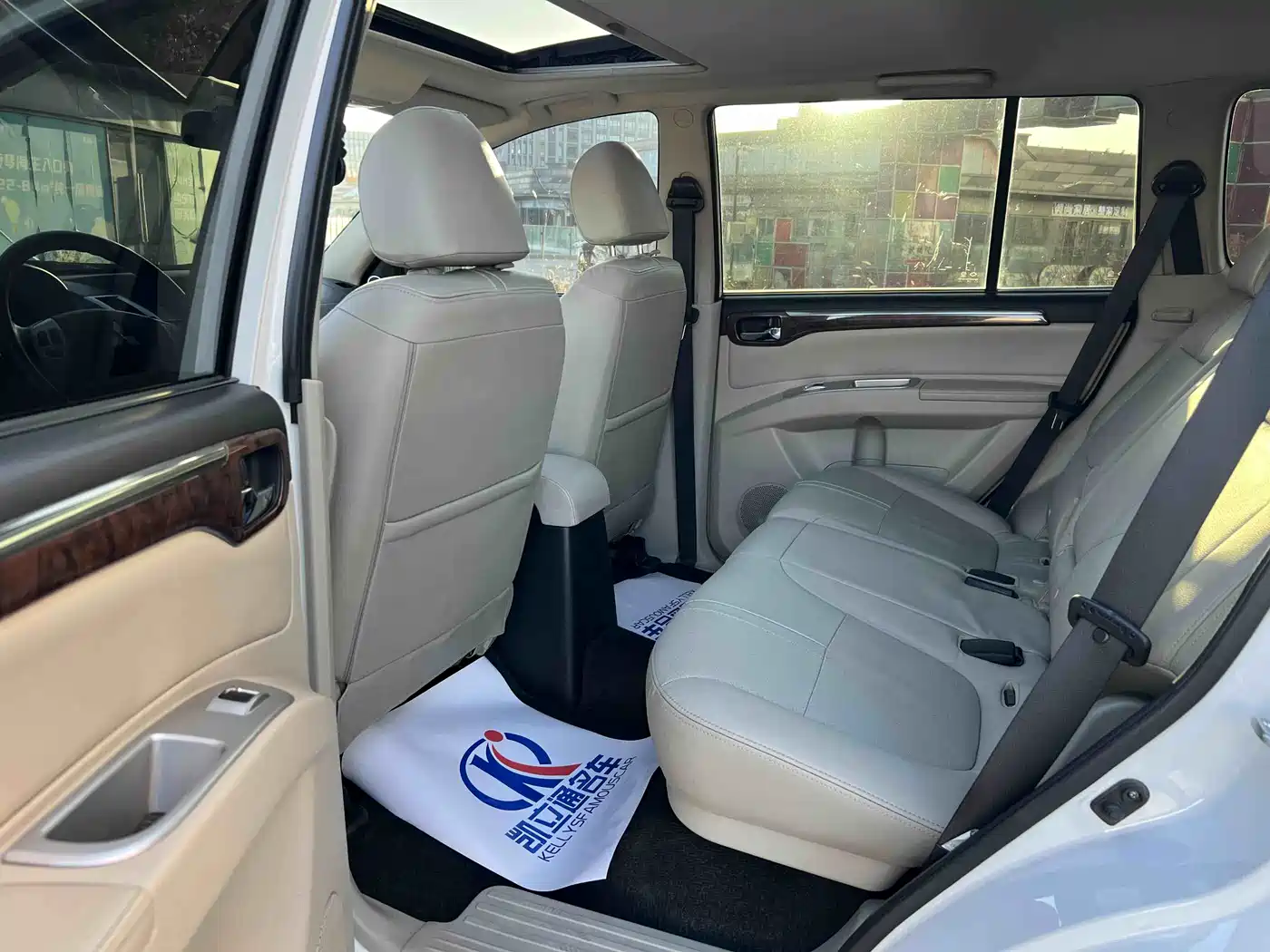Mitsubishi Pajero Sport 2013 3.0L Automatic 2WD Luxury фото 6