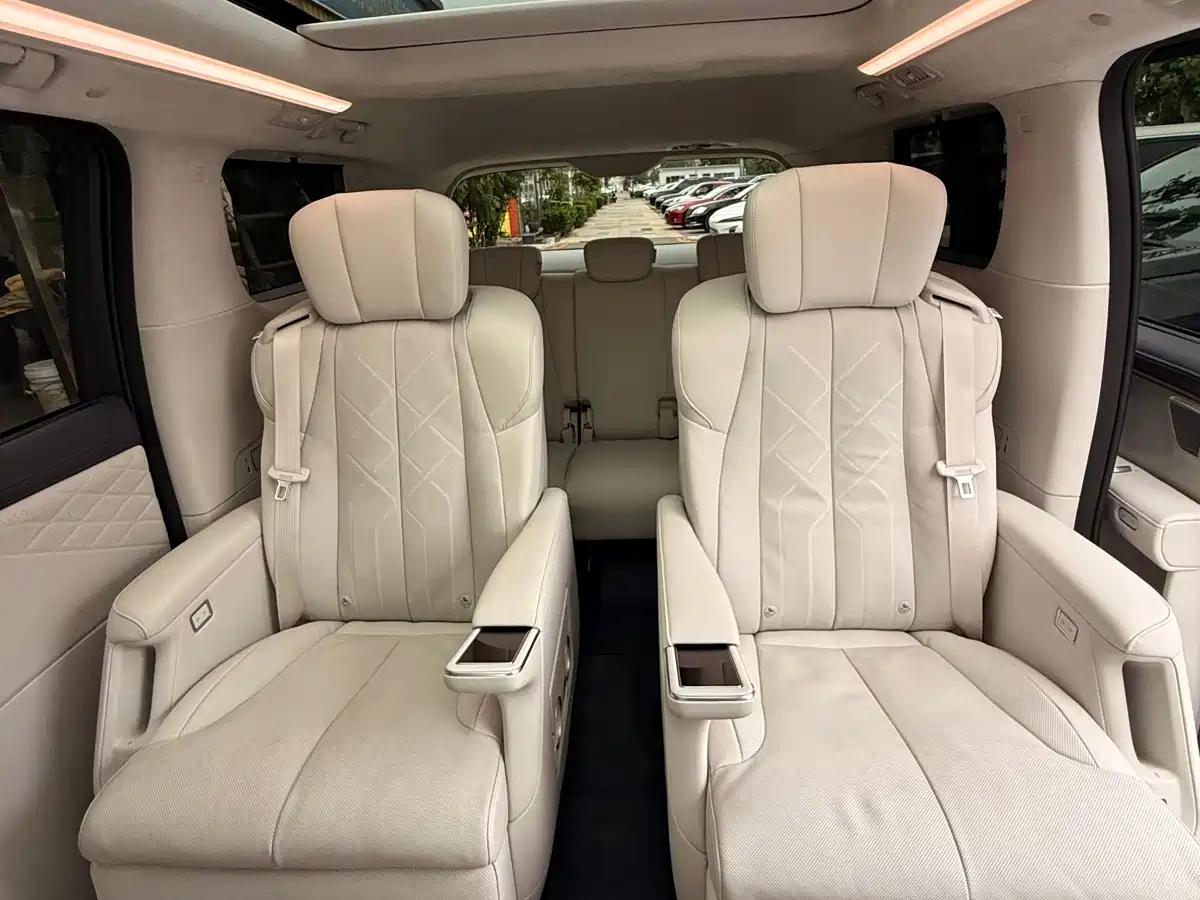 Buick Zhijing Shijia 2026 Model PHEV Base Version фото 11