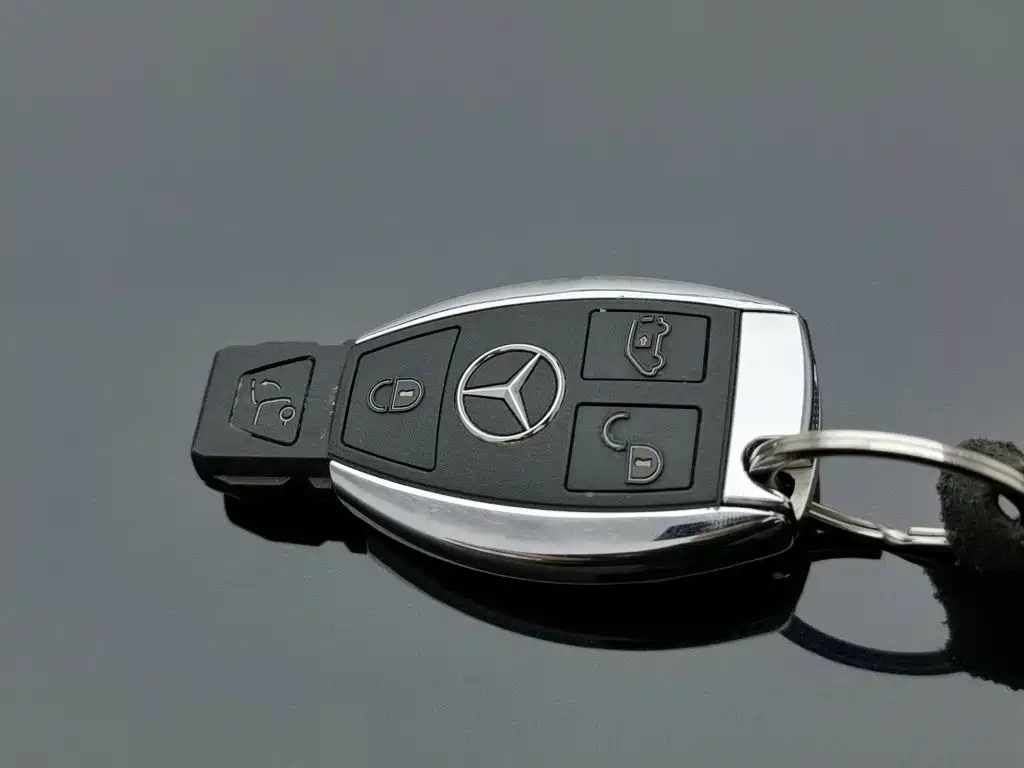 Mercedes-Benz V-Class 2017 2016 V 260 Premium Edition
