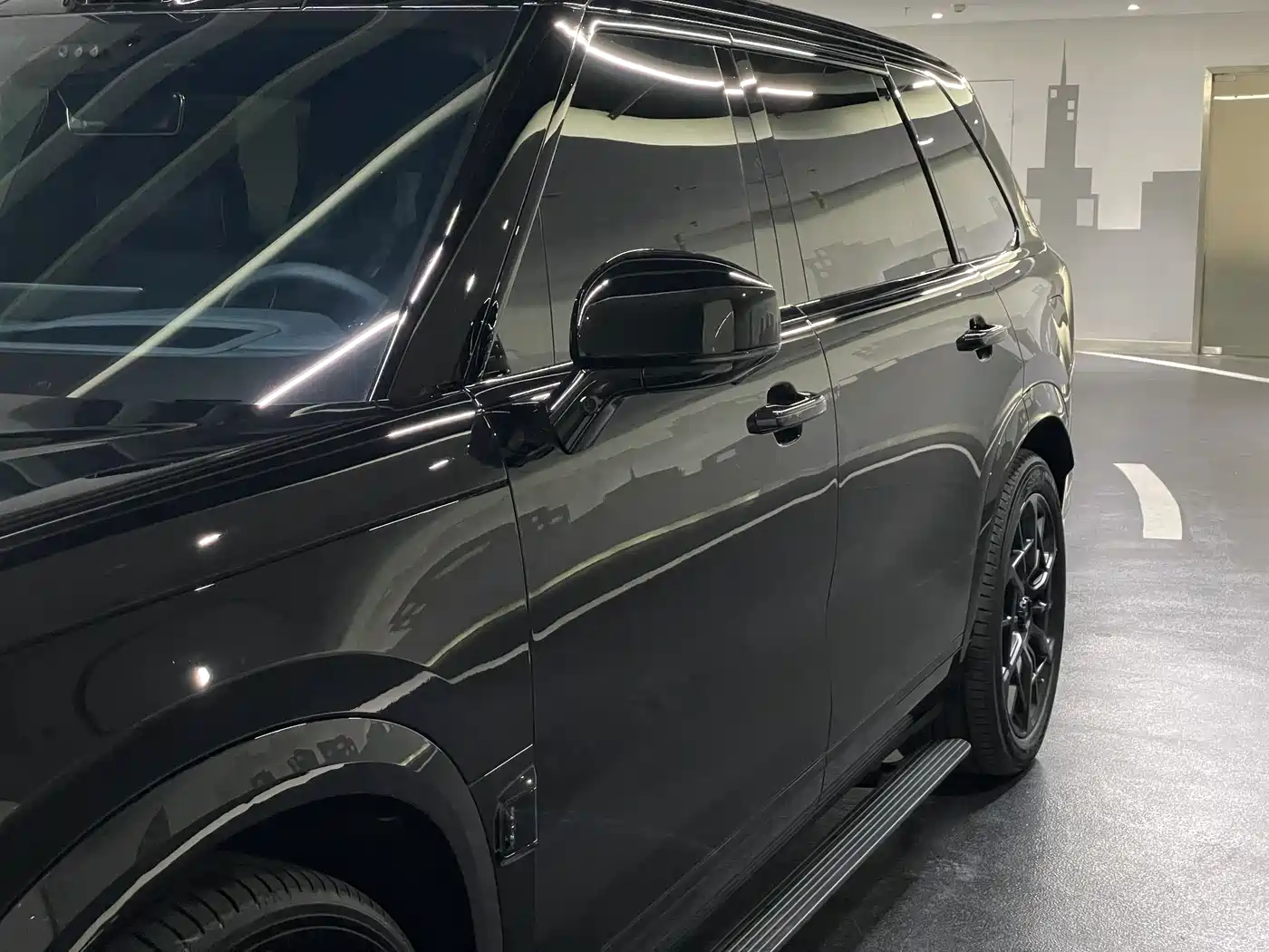 Zeekr 9X 2025 Model Gloss Black Edition фото 16