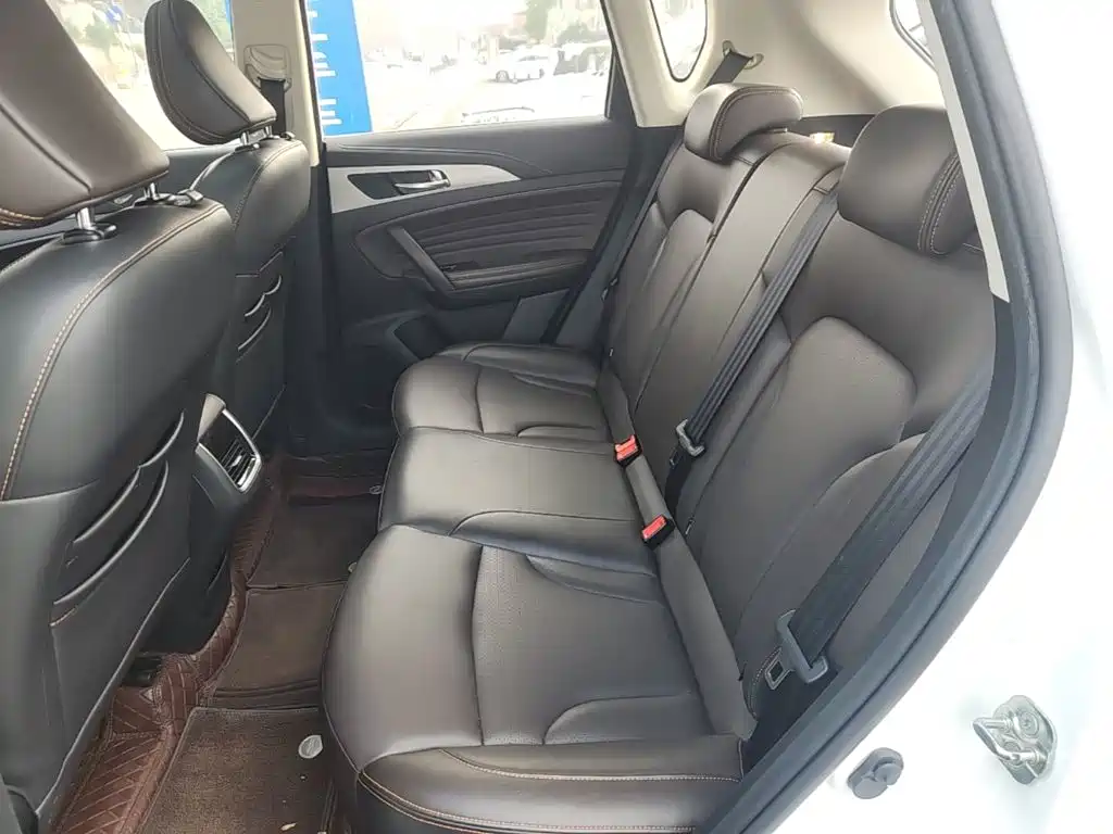 Changan CS35 PLUS 2019 2018 1.6L Automatic Smooth Connect China V
