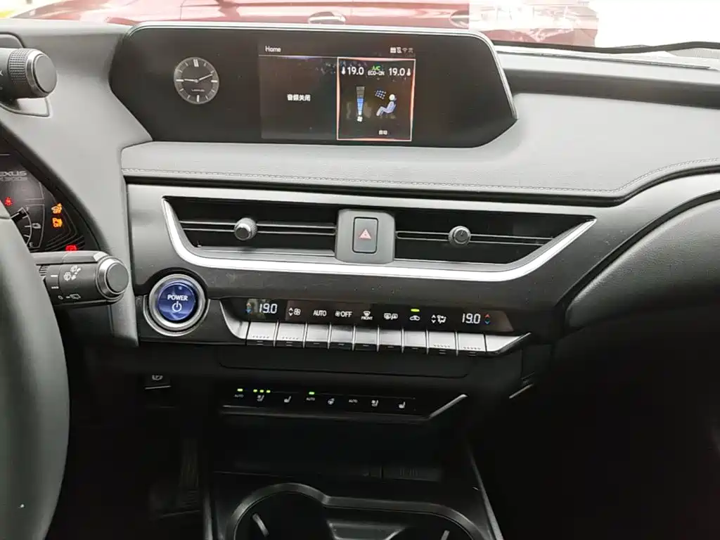Lexus UX Electric 2021 2020 300e Pure Yue Edition