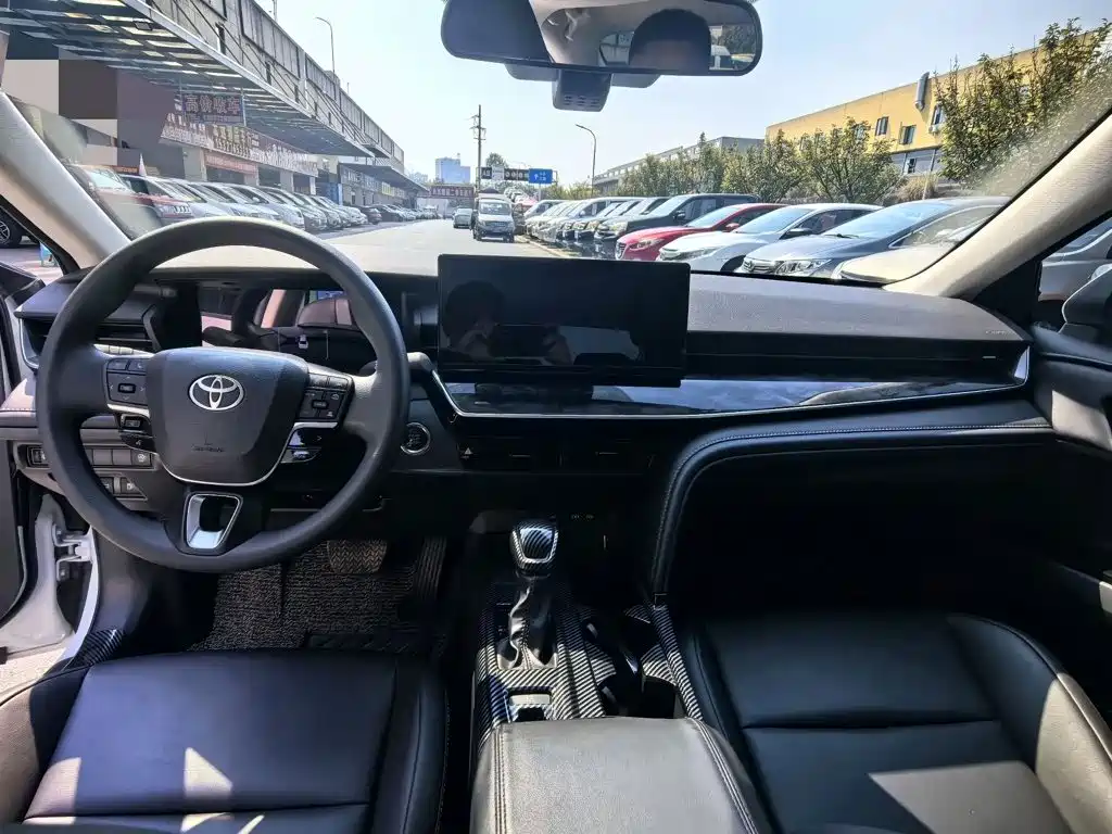 Toyota Camry 2025 2024 2.0E Elite Edition