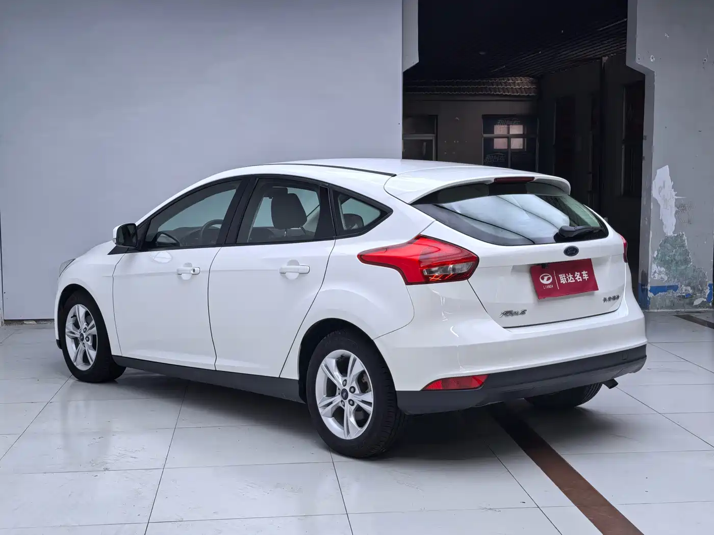 Ford Focus 2016 2015 Hatchback 1.6L Automatic Comfort