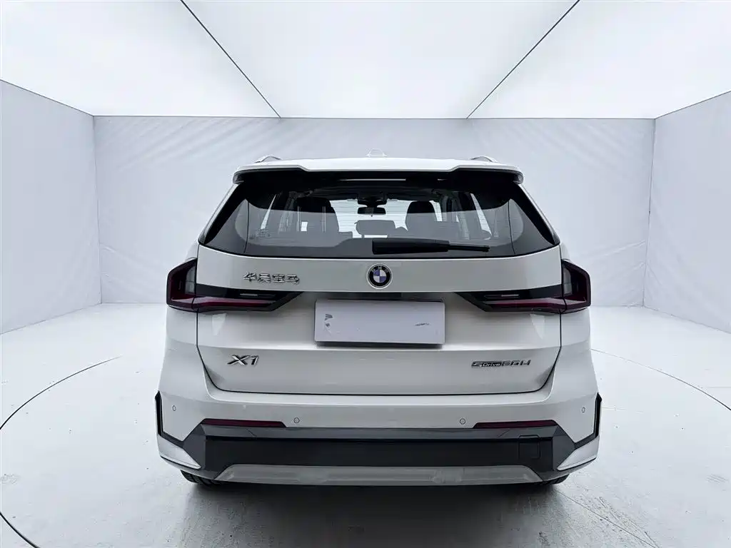 BMW X1 2023 sDrive20Li X Design Package фото 5