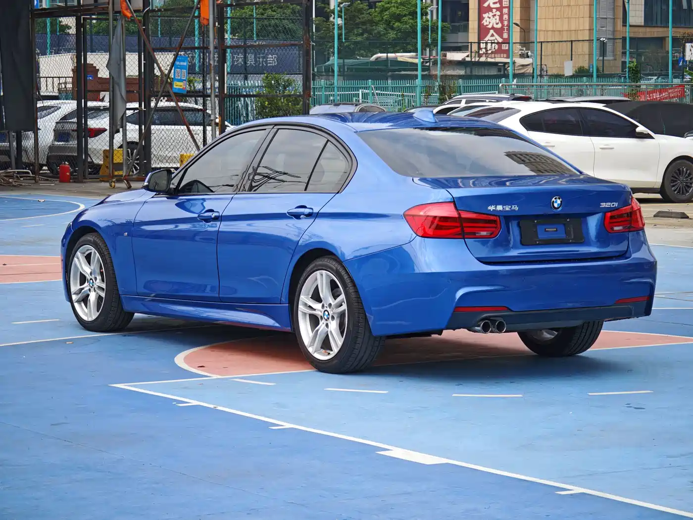 BMW 3 Series 2017 320i M Sport фото 21