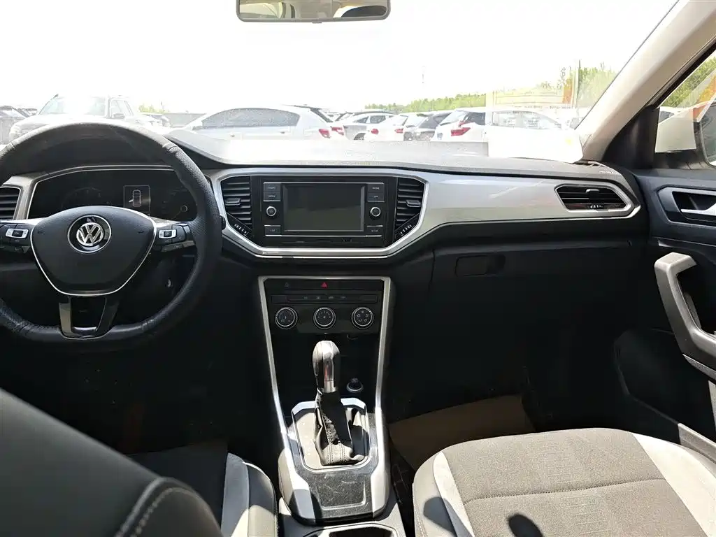 Volkswagen T-ROC 2020 280TSI DSG 2WD Progressive фото 17