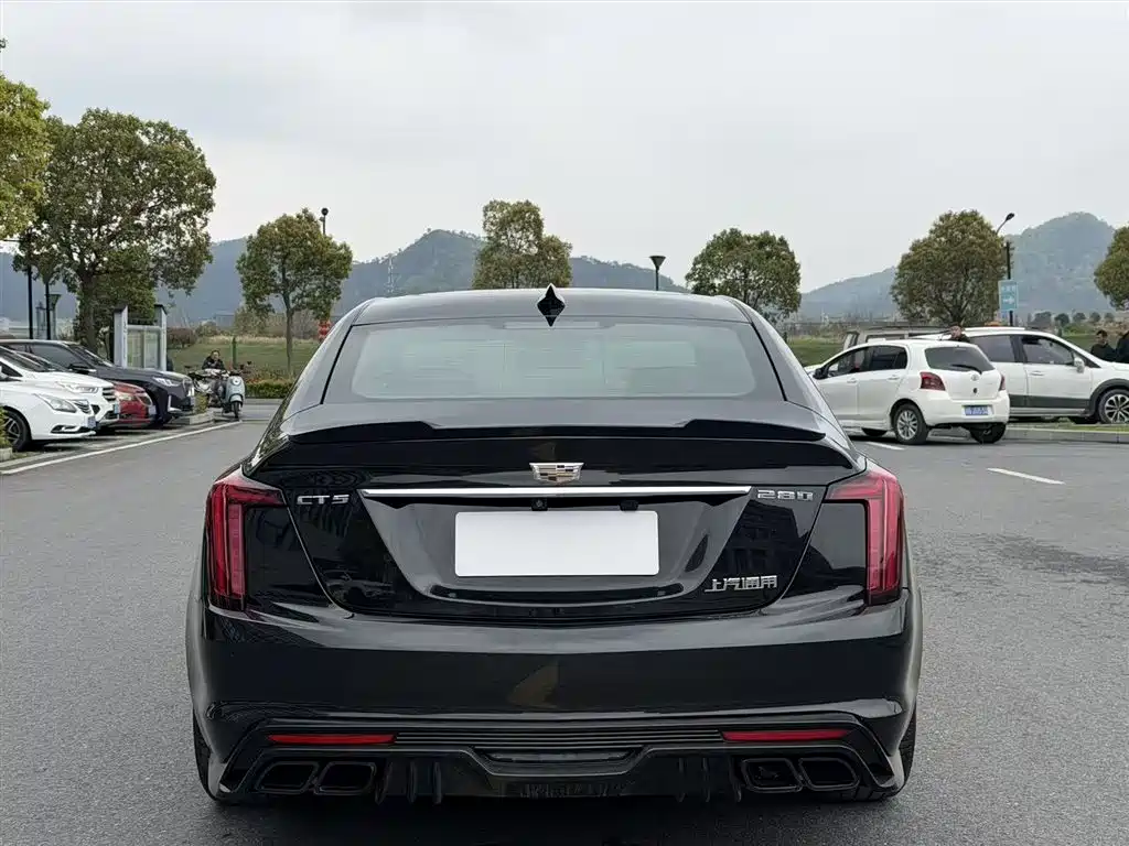 CADILLAC CT5