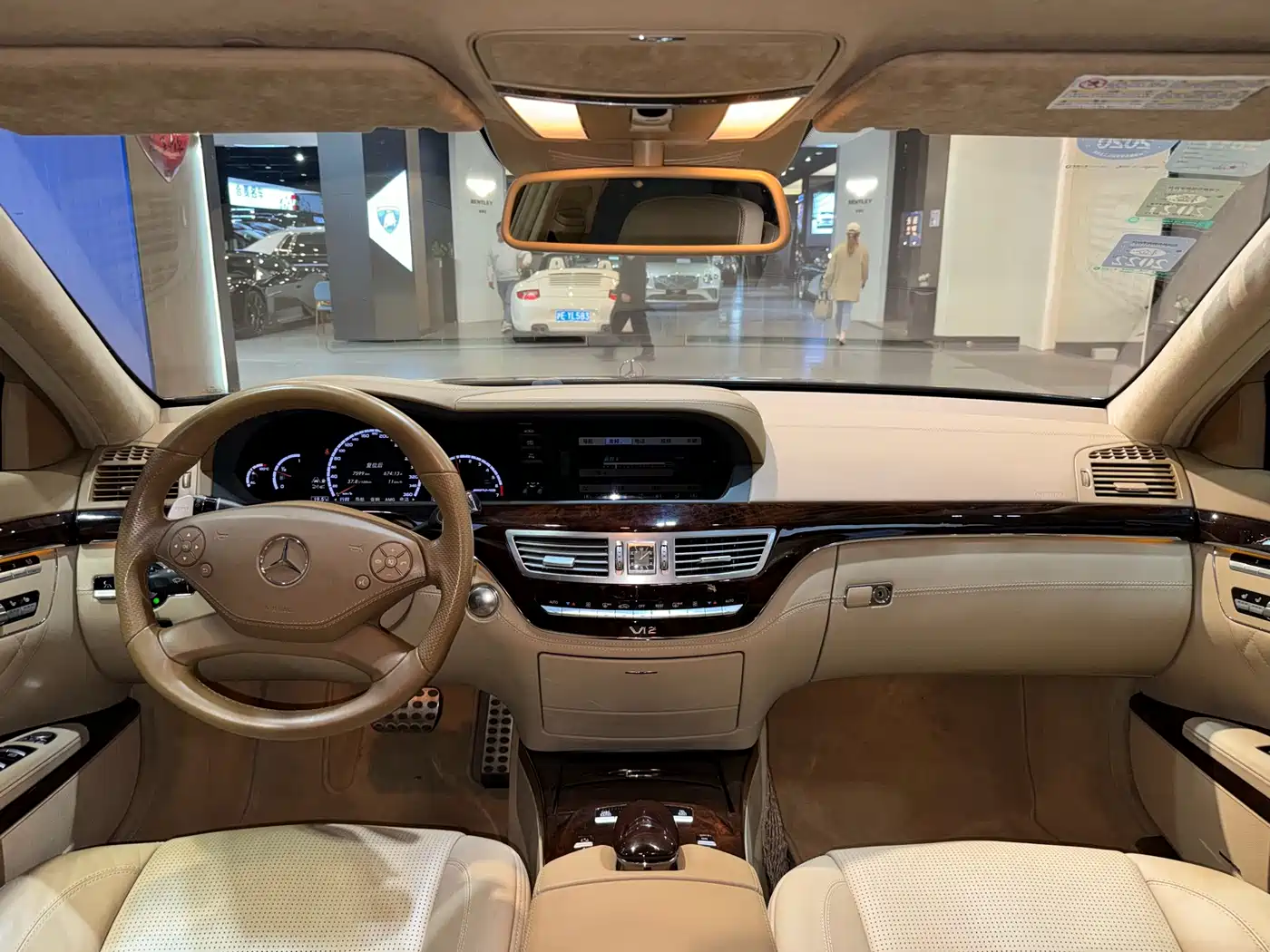 Mercedes-Benz S-Class AMG 2010 AMG S 65 фото 27