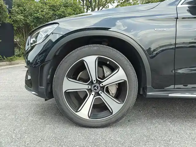 Mercedes-Benz GLC 2022 Facelift GLC 300 L 4MATIC Dynamic Collector's Edition — фото 3