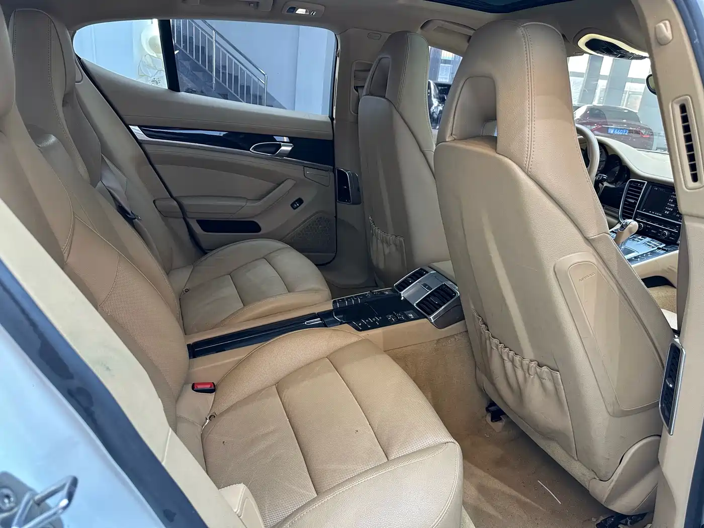 Porsche Panamera 2014 Panamera 3.0T фото 19