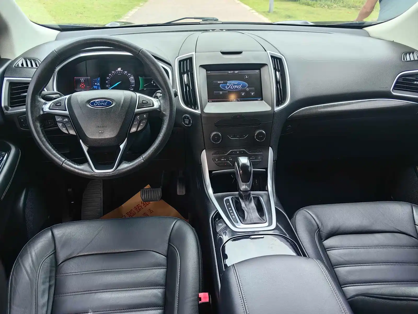 Фото 6 - Ford Edge