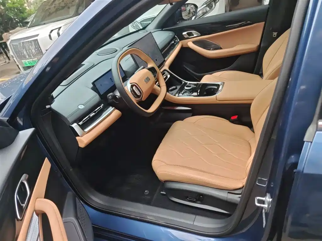 Geely Galaxy Galaxy A7 2025 EM-i фото 15