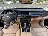 Фото 14 - BMW 7 Series
