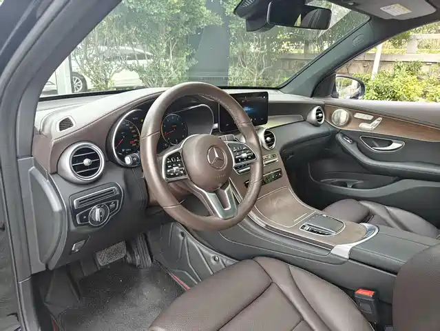 Mercedes-Benz GLC 2022 Facelift GLC 300 L 4MATIC Dynamic Collector's Edition — фото 5