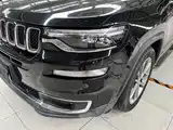 Фото 4 - Jeep Grand Commander