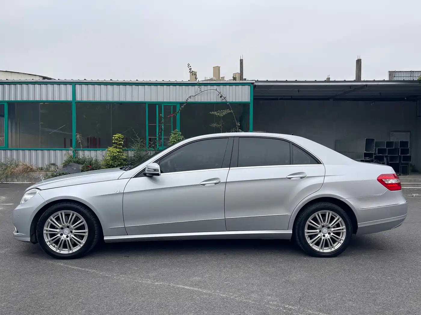 Mercedes-Benz E-Class (Import) 2009 Model E 300 Elegance Version фото 7