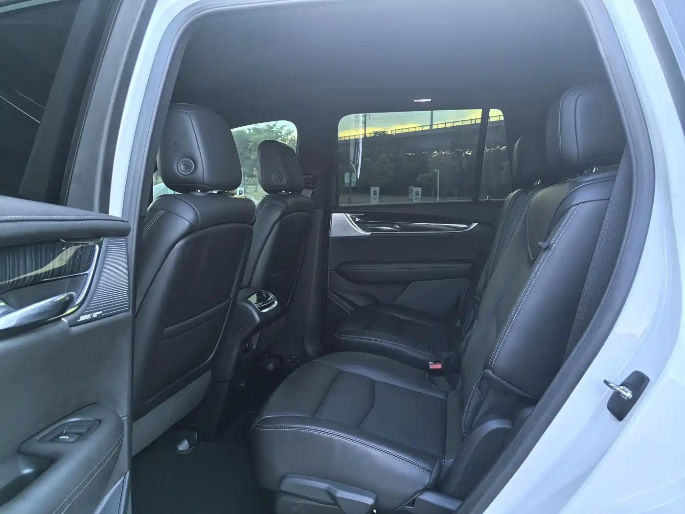 Cadillac XT6 2022 2.0T 6-Seater 4WD Luxury Edition фото 13