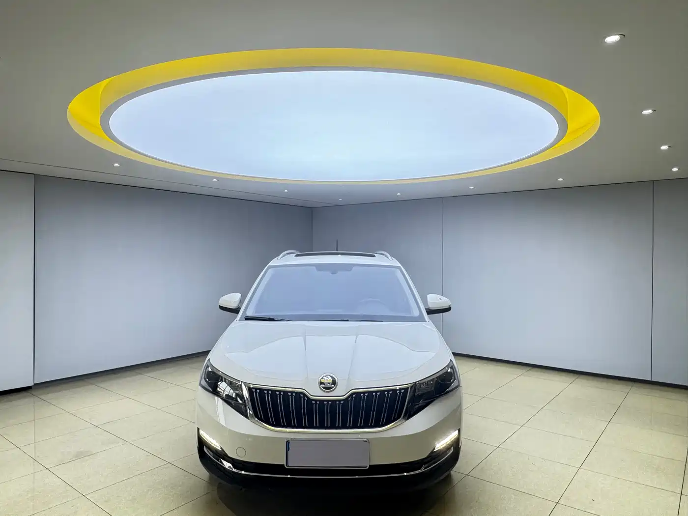 Škoda Kamiq 2022 1.5L Automatic Comfort Edition фото 2
