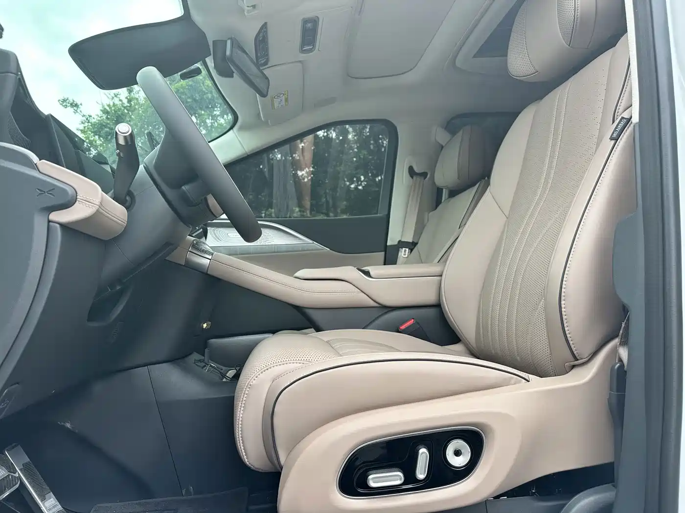 XPeng X9 2026 2025 Extended Range Edition