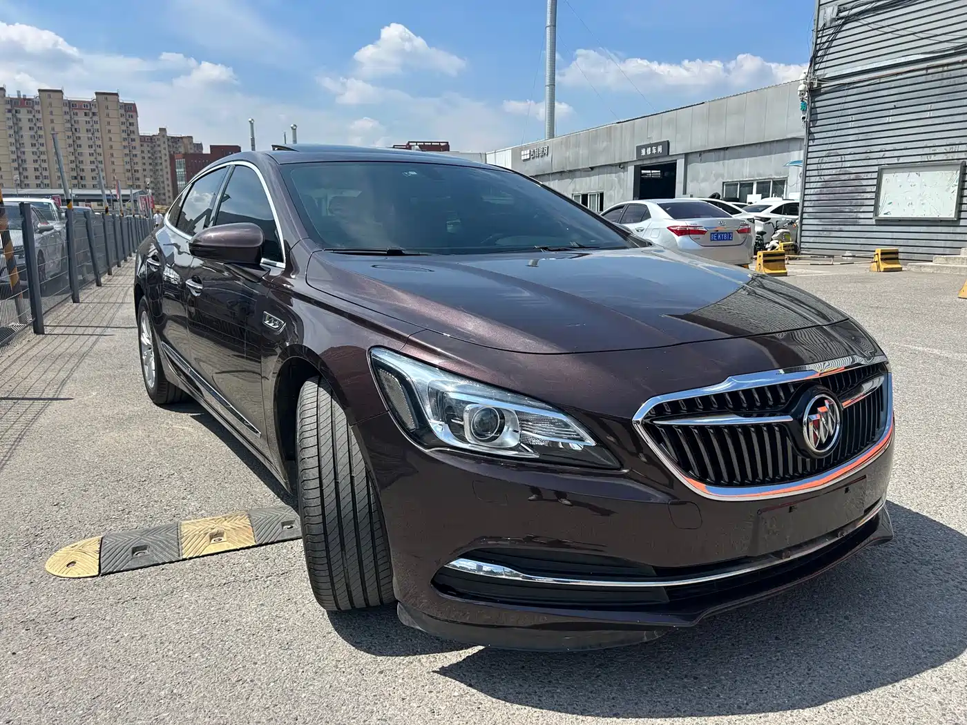 Фото 3 - Buick LaCrosse