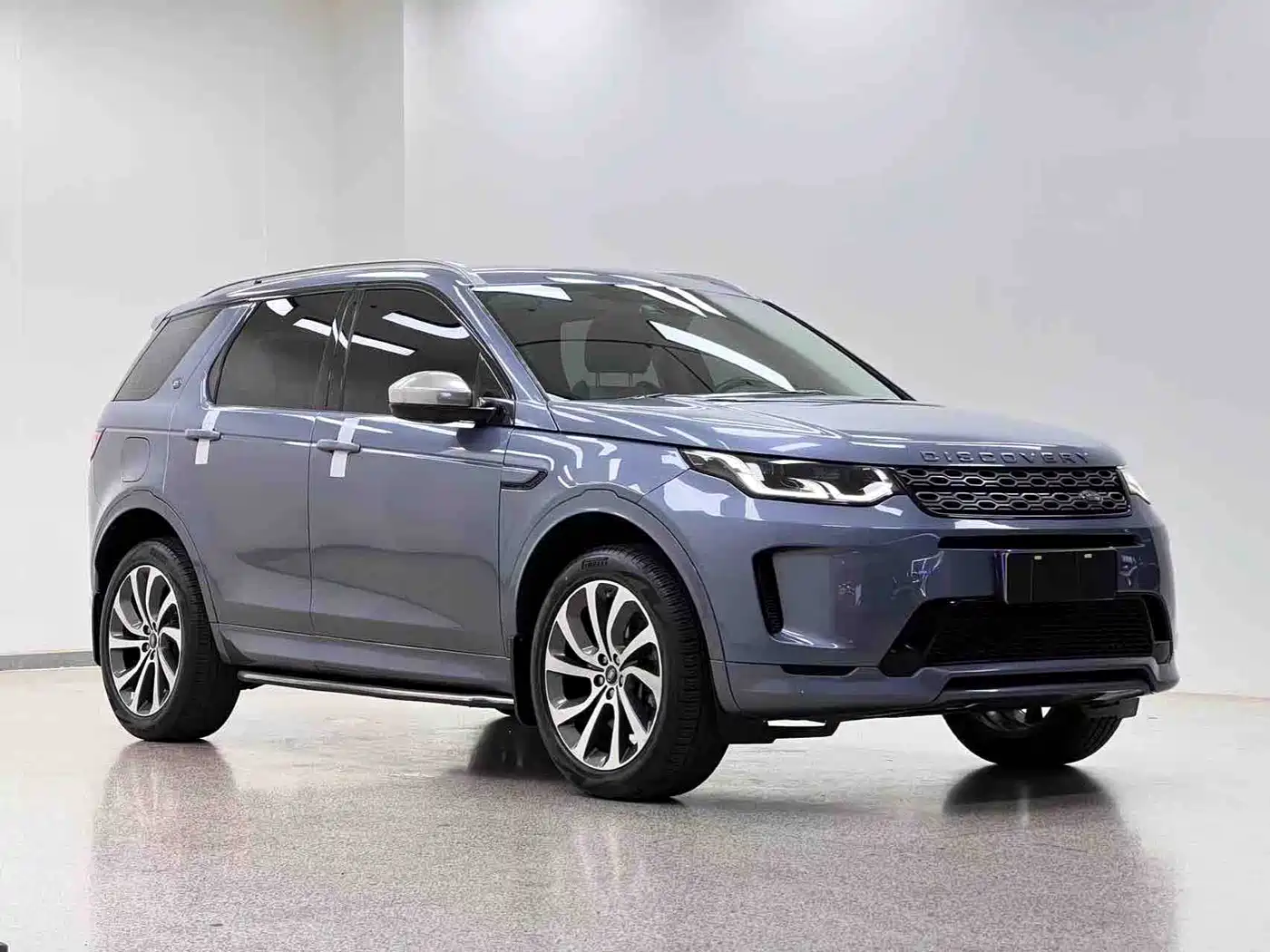 Land Rover Discovery Sport 2020 249PS R-Dynamic Performance фото 3