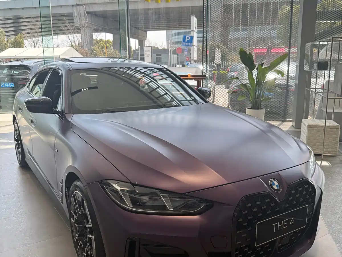 BMW 4 Series 2024 430i Gran Coupe M Sport Shadowline Package фото 6