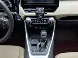 Фото 17 - Toyota RAV4