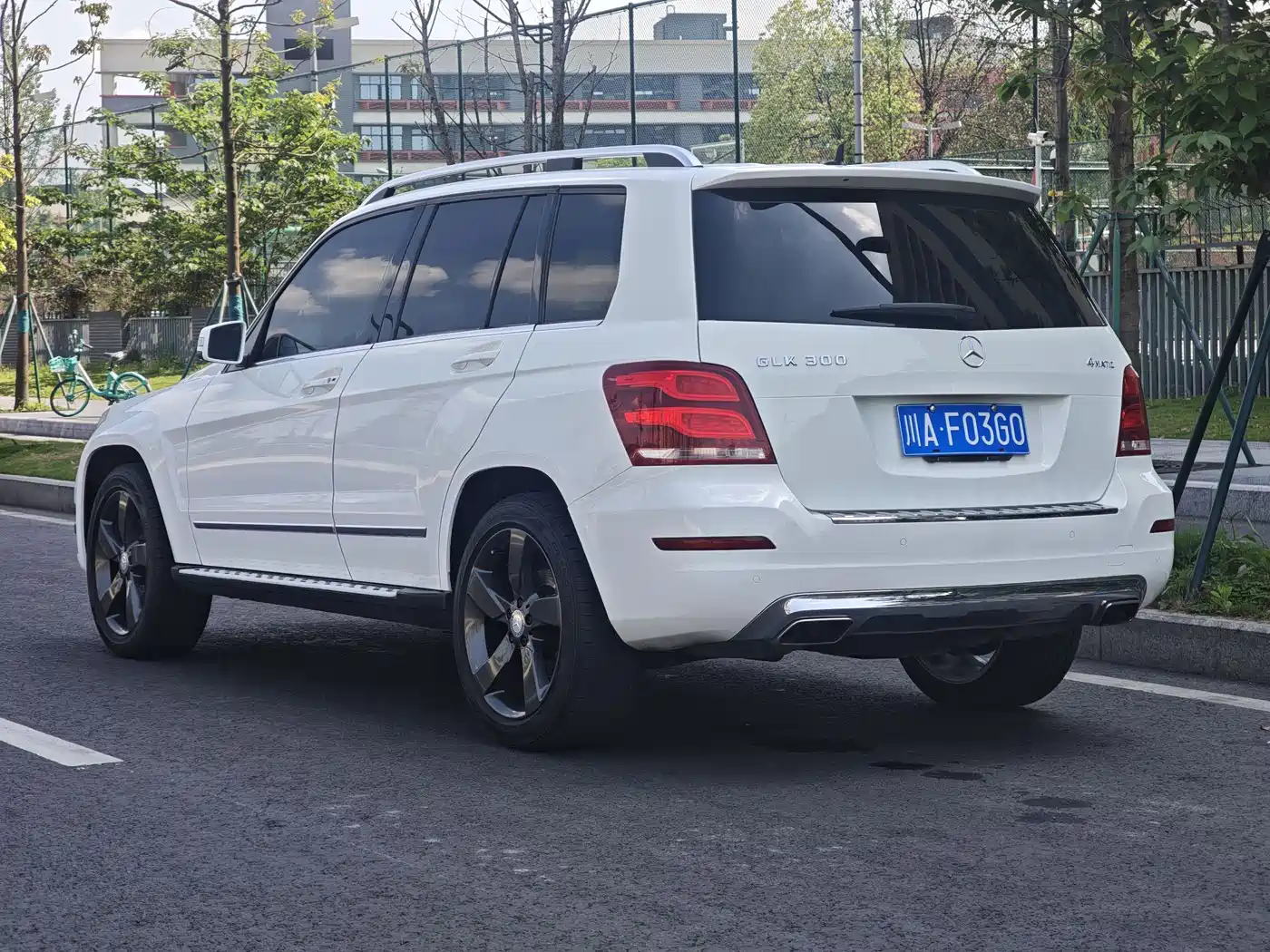 Mercedes-Benz GLK-Class 2013 GLK 300 4MATIC Dynamic Sunroof фото 5