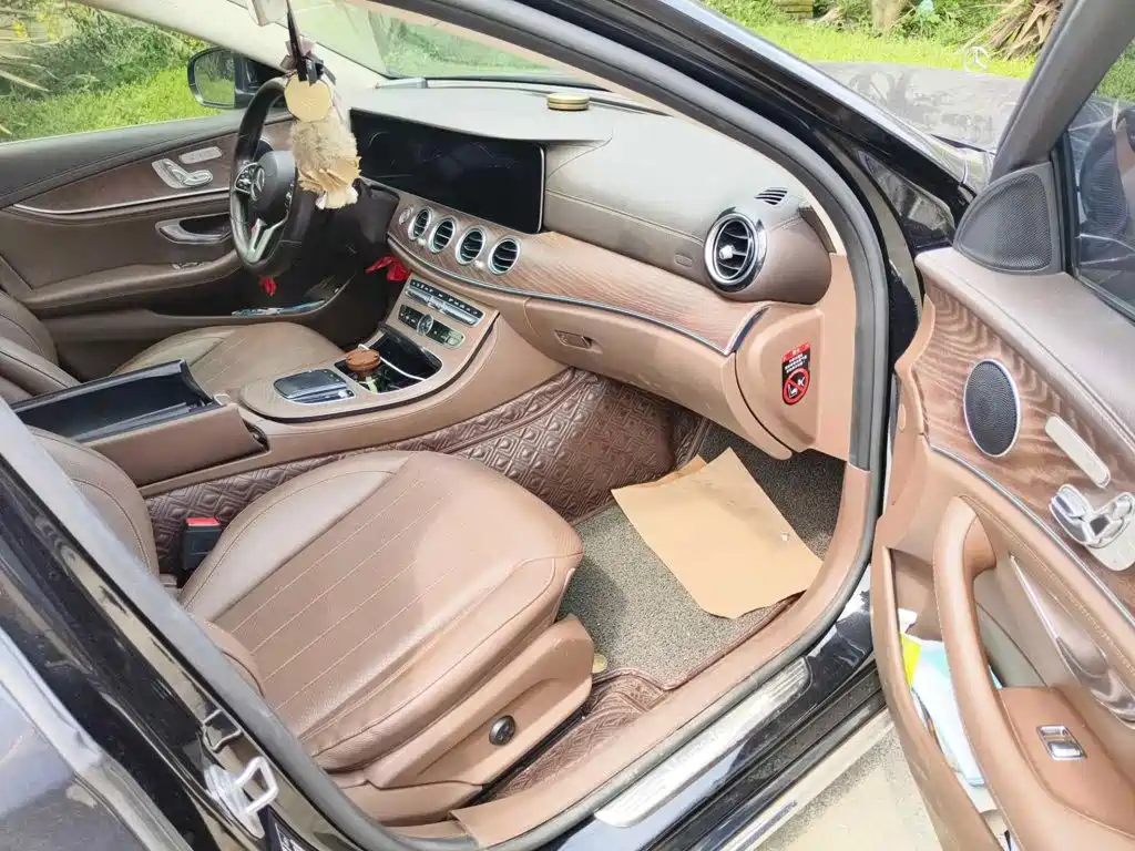Mercedes-Benz E-Class, миниатюра 13