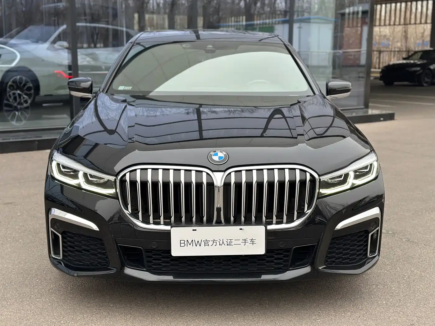 BMW 7 Series 2019 Facelift 740Li Leading M Sport Package фото 3