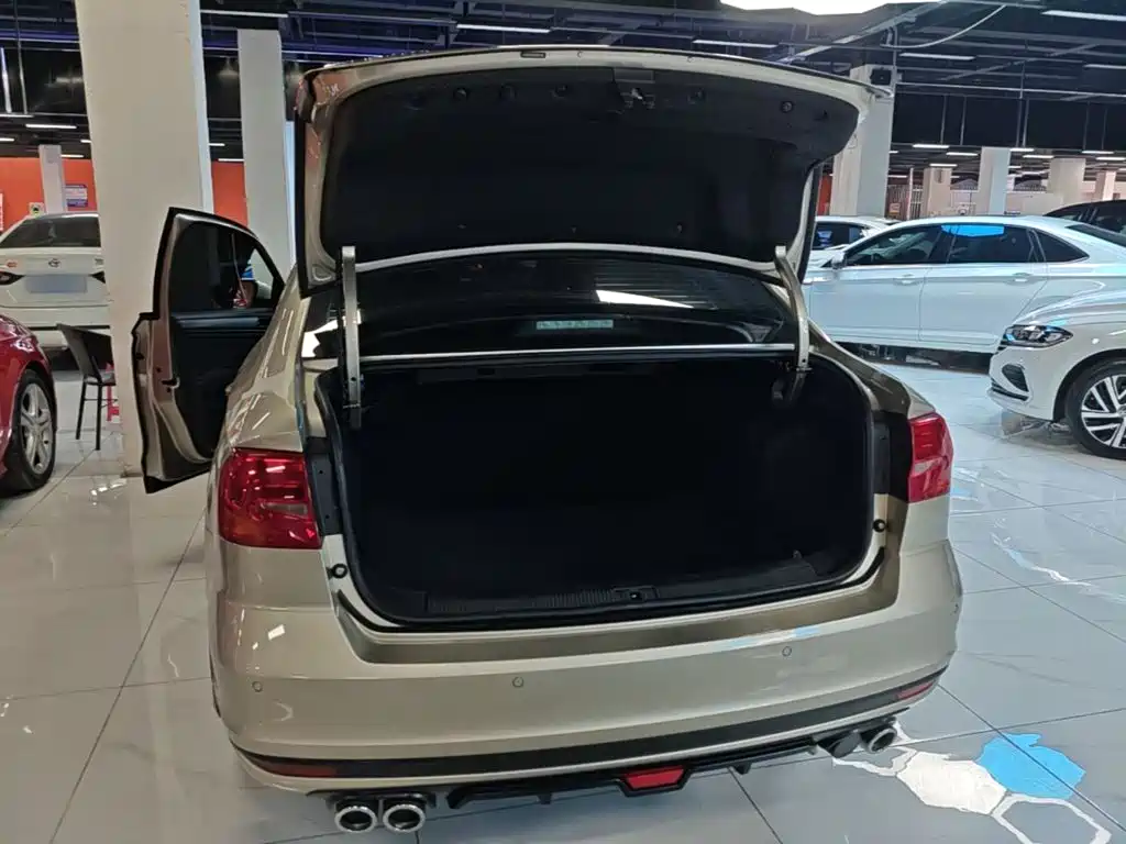 Photo 19 - Volkswagen Bora