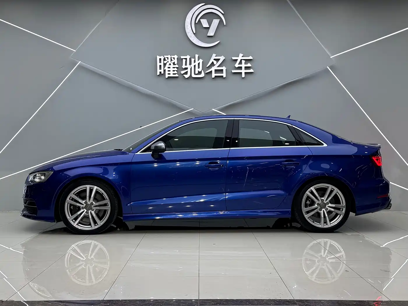 Audi S3 2015 S3 2.0T Limousine фото 3